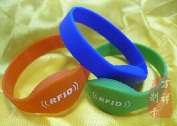 广州专业生产制作rfid手腕带厂家，RFID手腕带价格